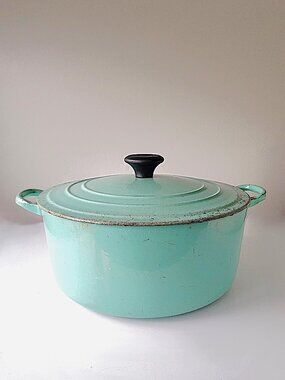 Le Creuset vintage Paris Blue French oven circa 1950